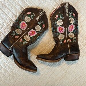 Macie Bean Honey Bunch Snip Toe 387